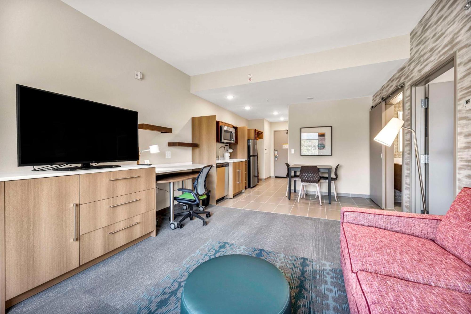 Home2 Suites By Hilton Raleigh West Lenovo Center Экстерьер фото