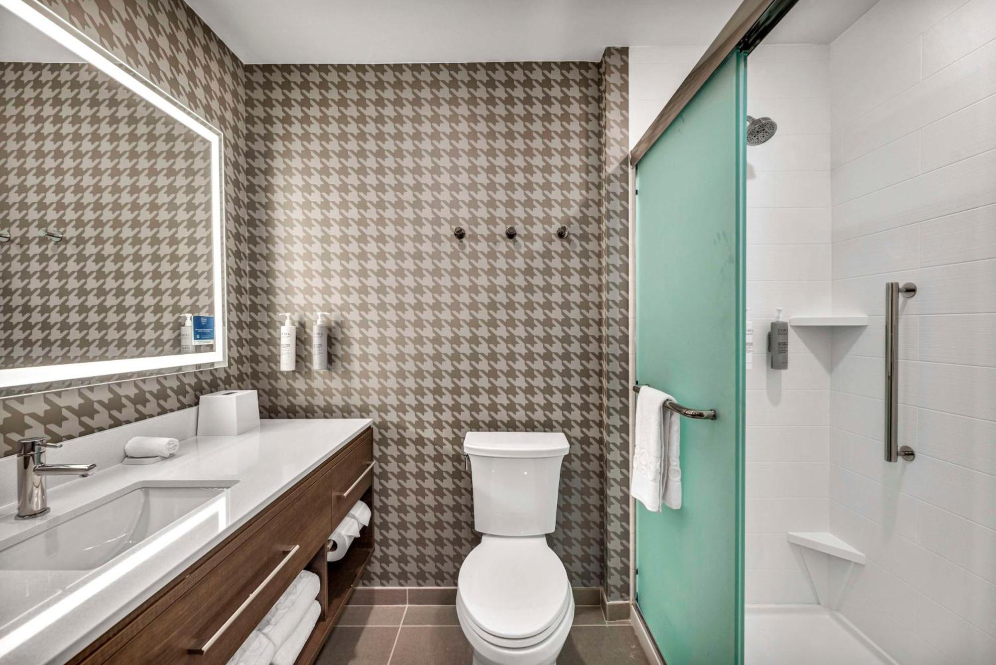 Home2 Suites By Hilton Raleigh West Lenovo Center Экстерьер фото