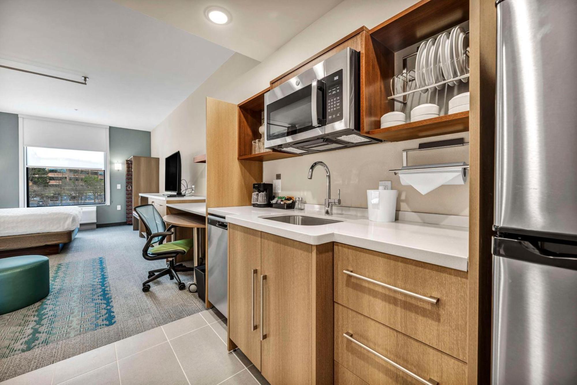 Home2 Suites By Hilton Raleigh West Lenovo Center Экстерьер фото