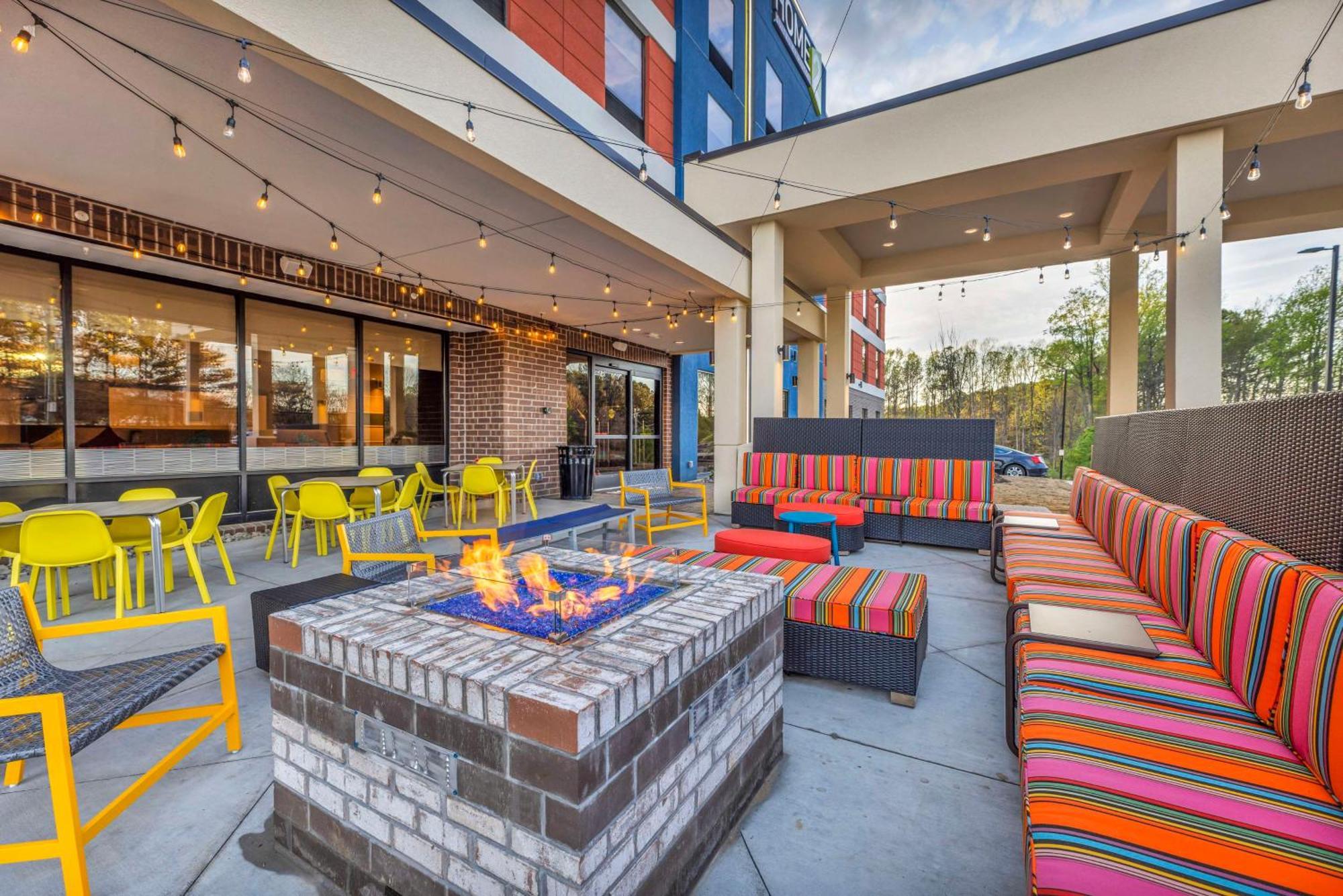 Home2 Suites By Hilton Raleigh West Lenovo Center Экстерьер фото