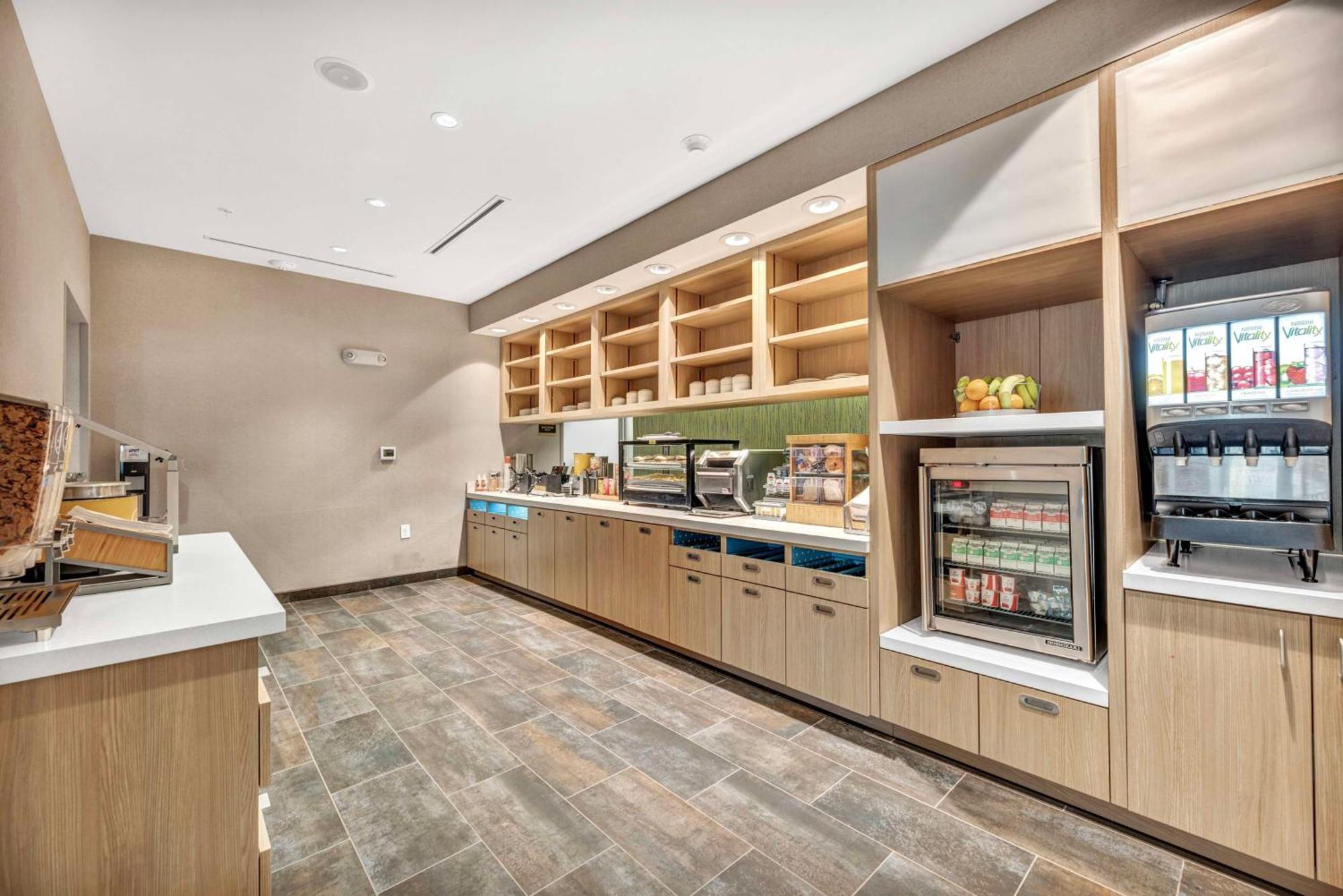 Home2 Suites By Hilton Raleigh West Lenovo Center Экстерьер фото